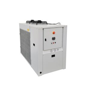 Refrigeradores Série CWE 13 a 140 kW (FRIULAIR)