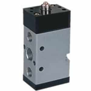 Válvula de pino 5/2 Retorno Mola 1/4"