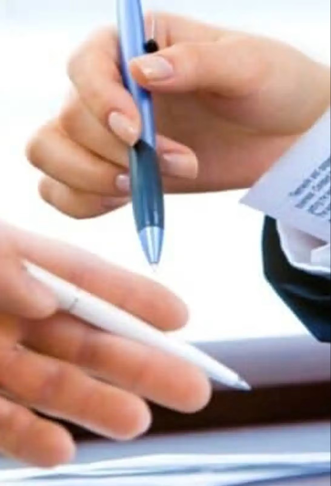 CONTRATOS
